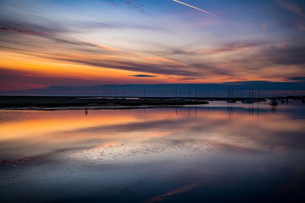 Wells-Harbour-as-the-blue-hour-fades-away..jpg